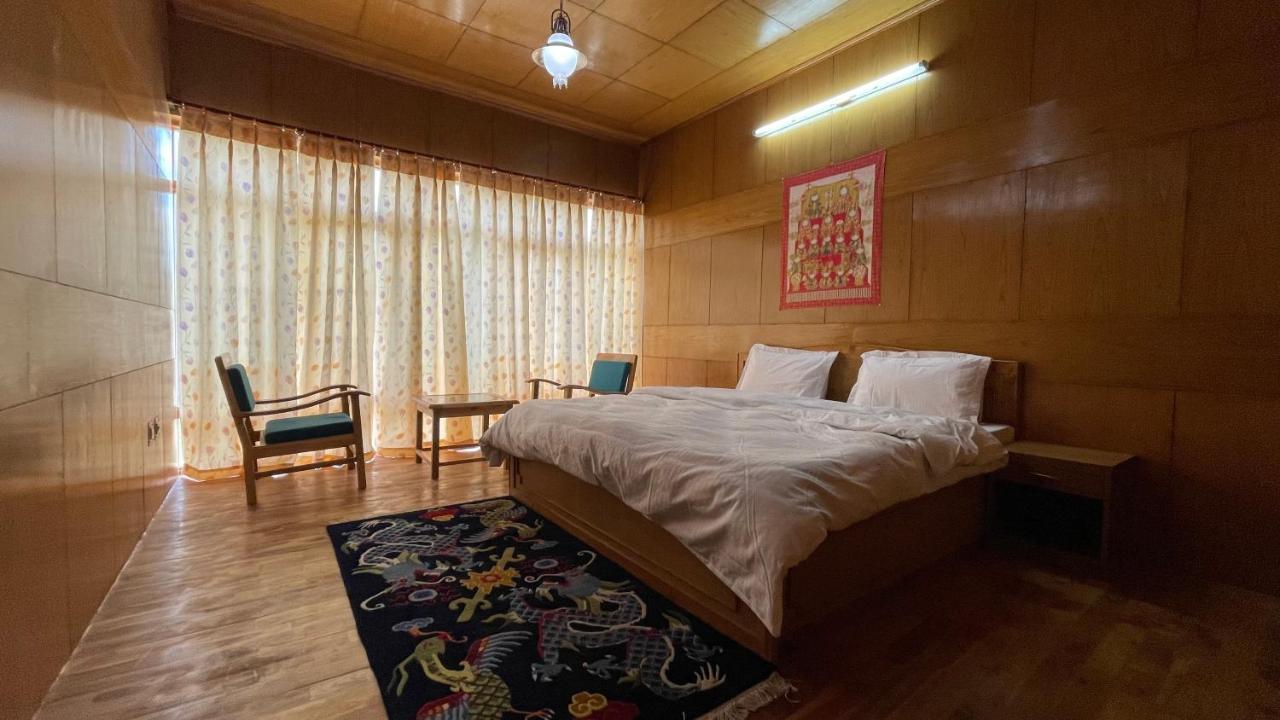 The Willow House เลห์ ภายนอก รูปภาพ