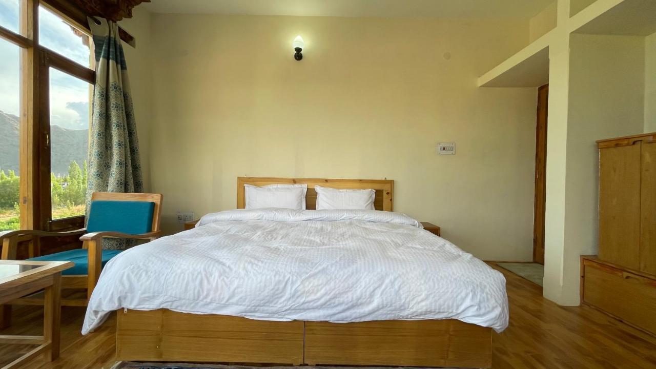The Willow House เลห์ ภายนอก รูปภาพ