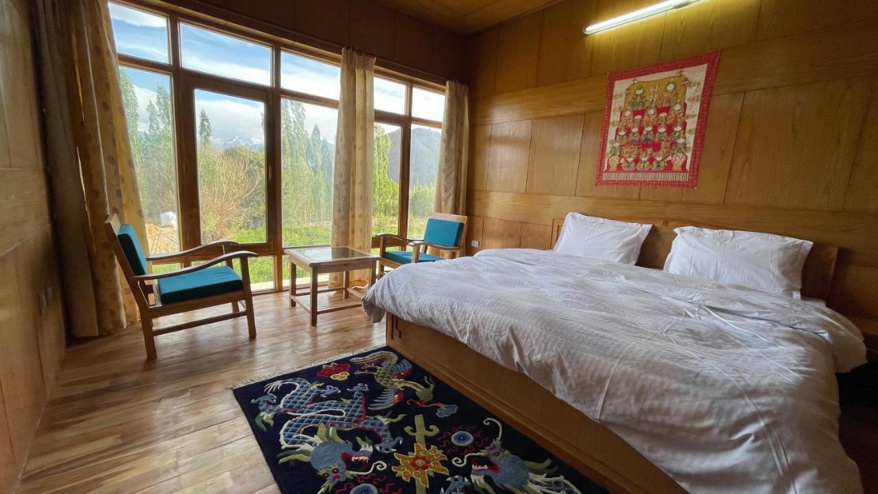 The Willow House เลห์ ภายนอก รูปภาพ