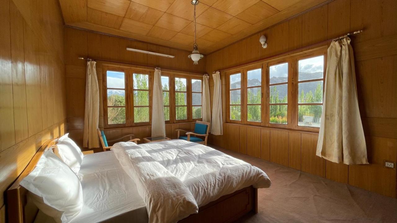 The Willow House เลห์ ภายนอก รูปภาพ